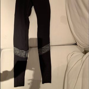 LuluLemon Size 2 Yoga Pants